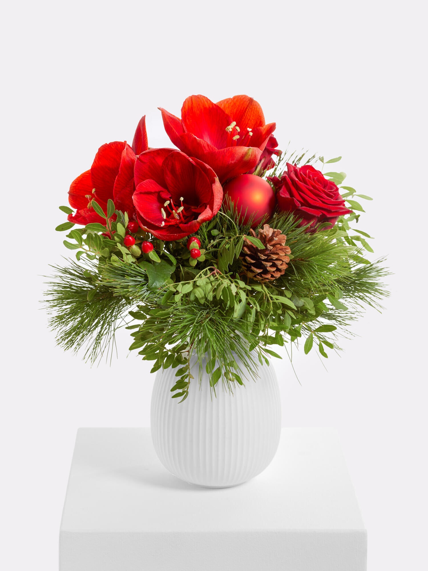 Kaminfeuer - Hauptblüte: Amaryllis, Rosen - Hauptfarbe: Rot