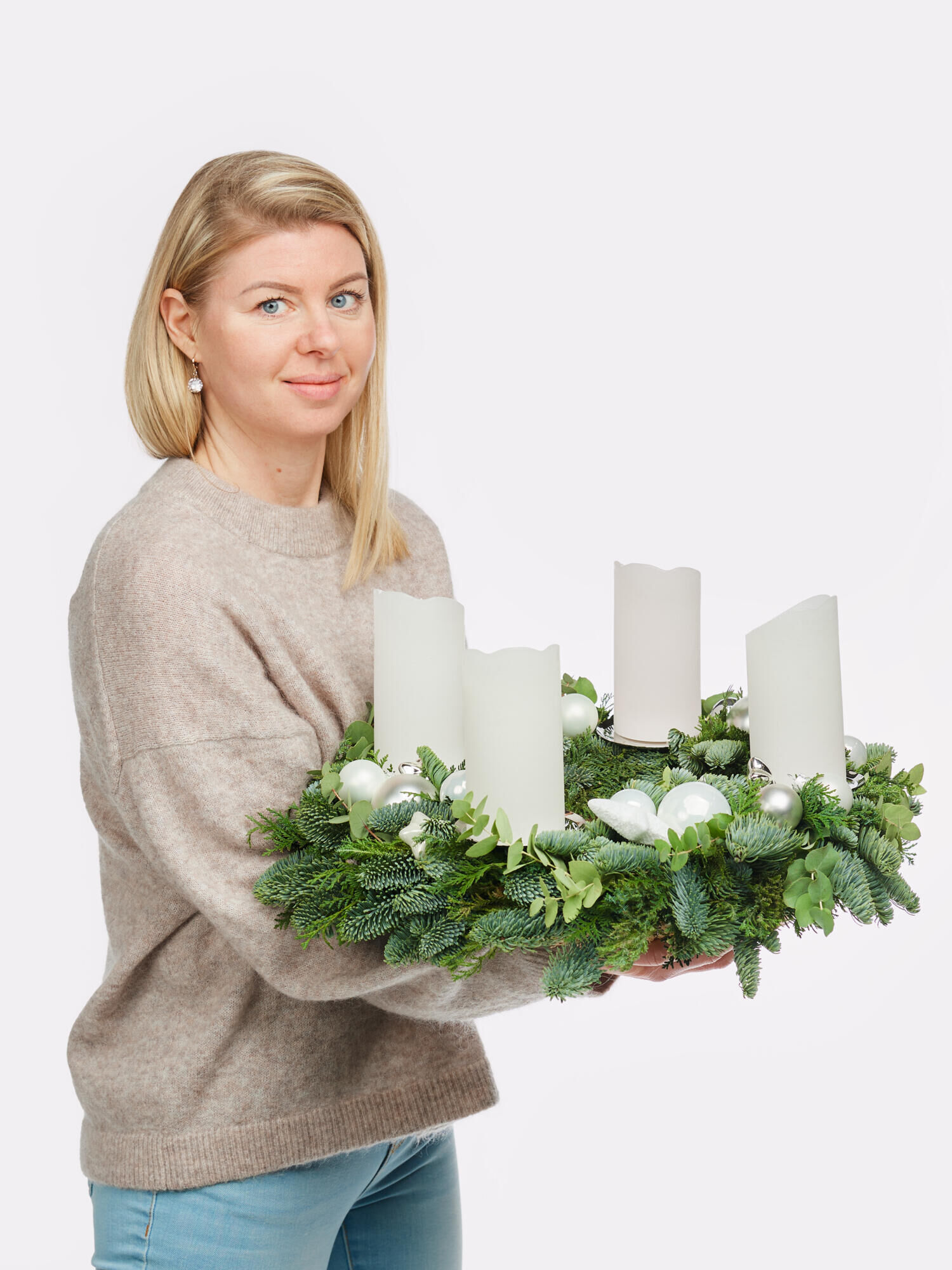 Shining Advent Greeting - Main Colors: WHITE