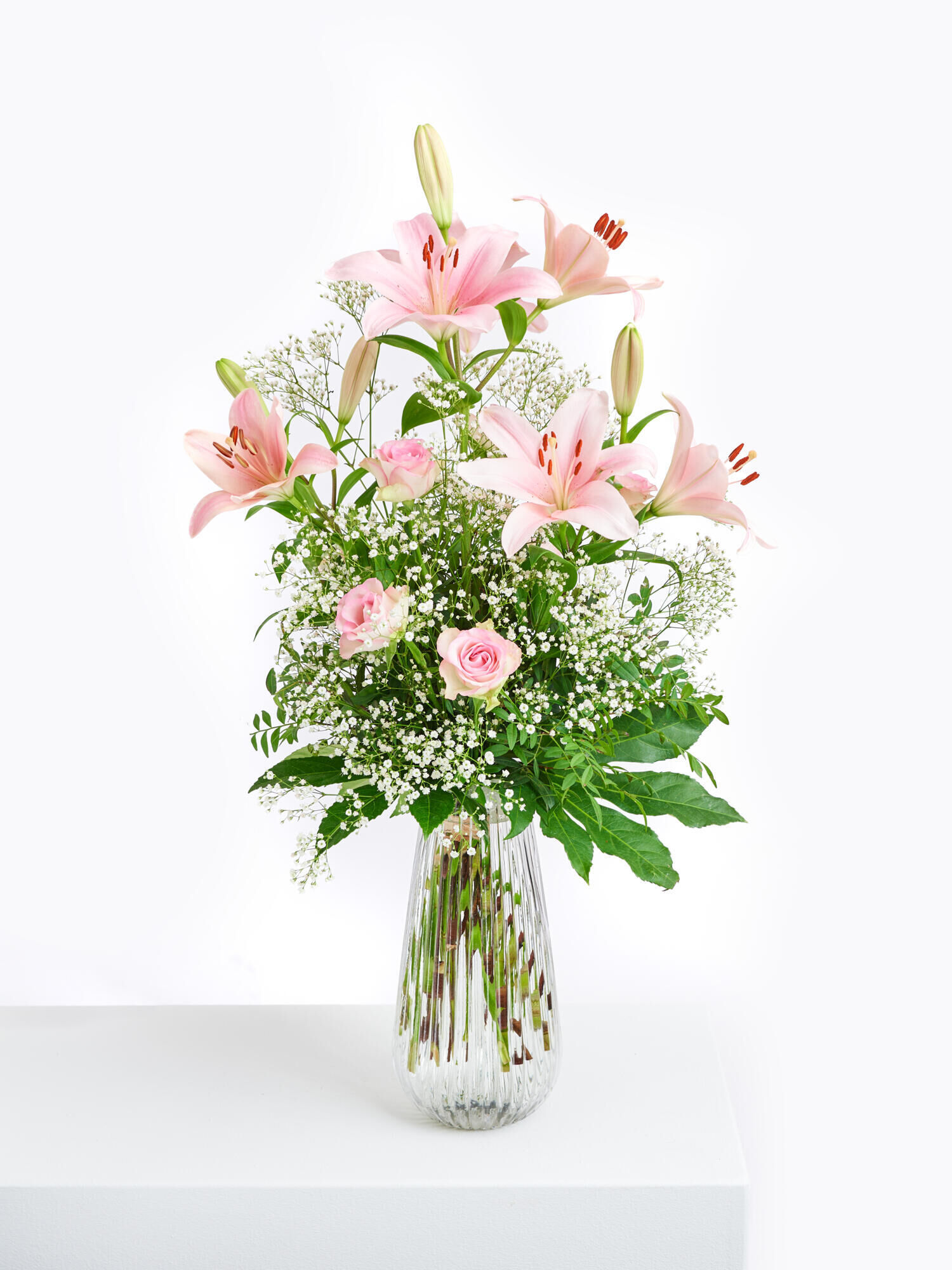 Strauß der Woche - Hauptblüte: Lilien, Rosen - Hauptfarbe: Rosa