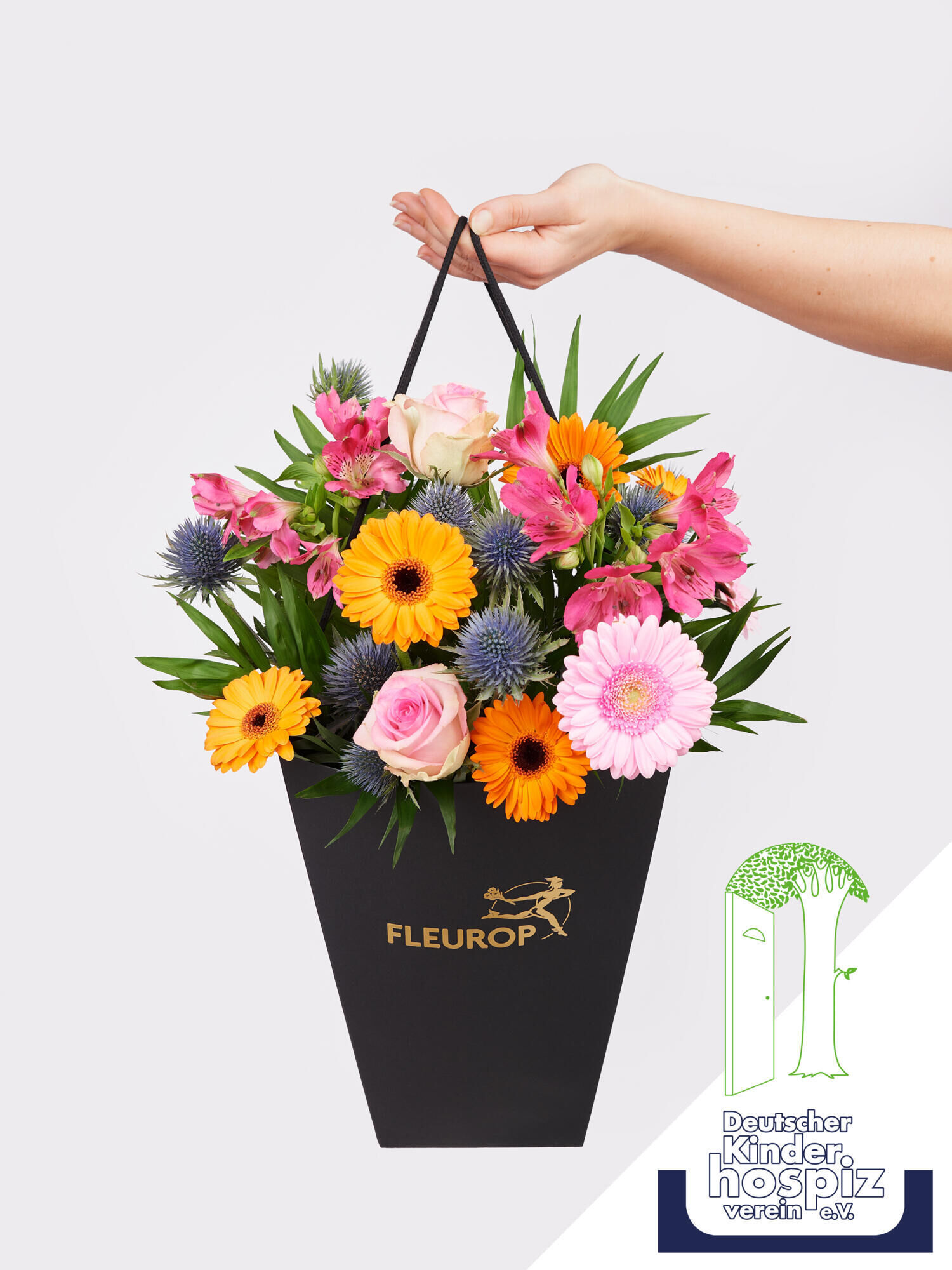 Charity Strauß - Hauptblüte: Alstromerien, Germini, Rosen - Hauptfarbe: Blau, Orange, Pink, Rosa