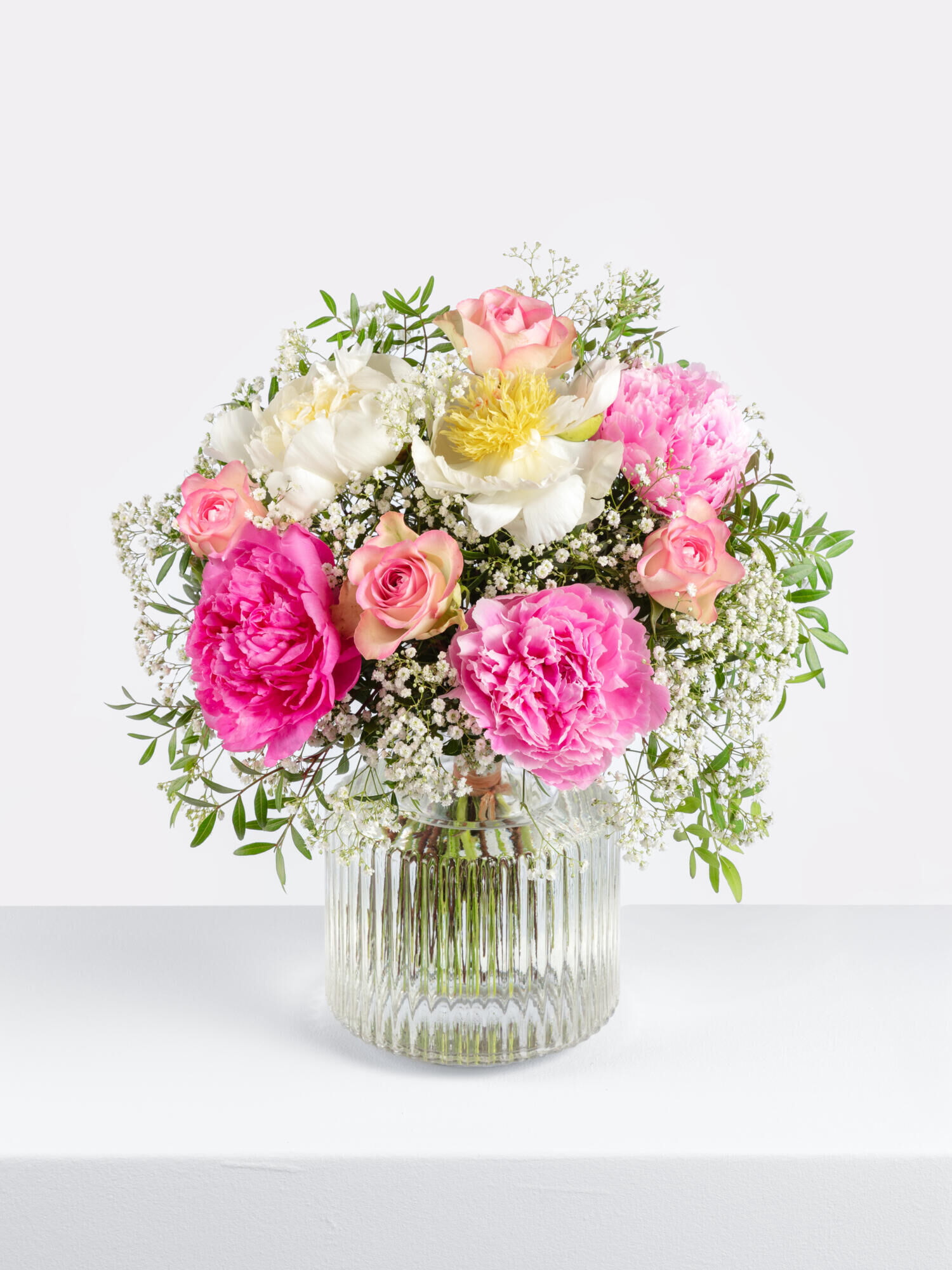 Strauß der Woche - Hauptblüte: Pfingstrosen, Rosen - Hauptfarbe: Pink, Rosa, Weiß