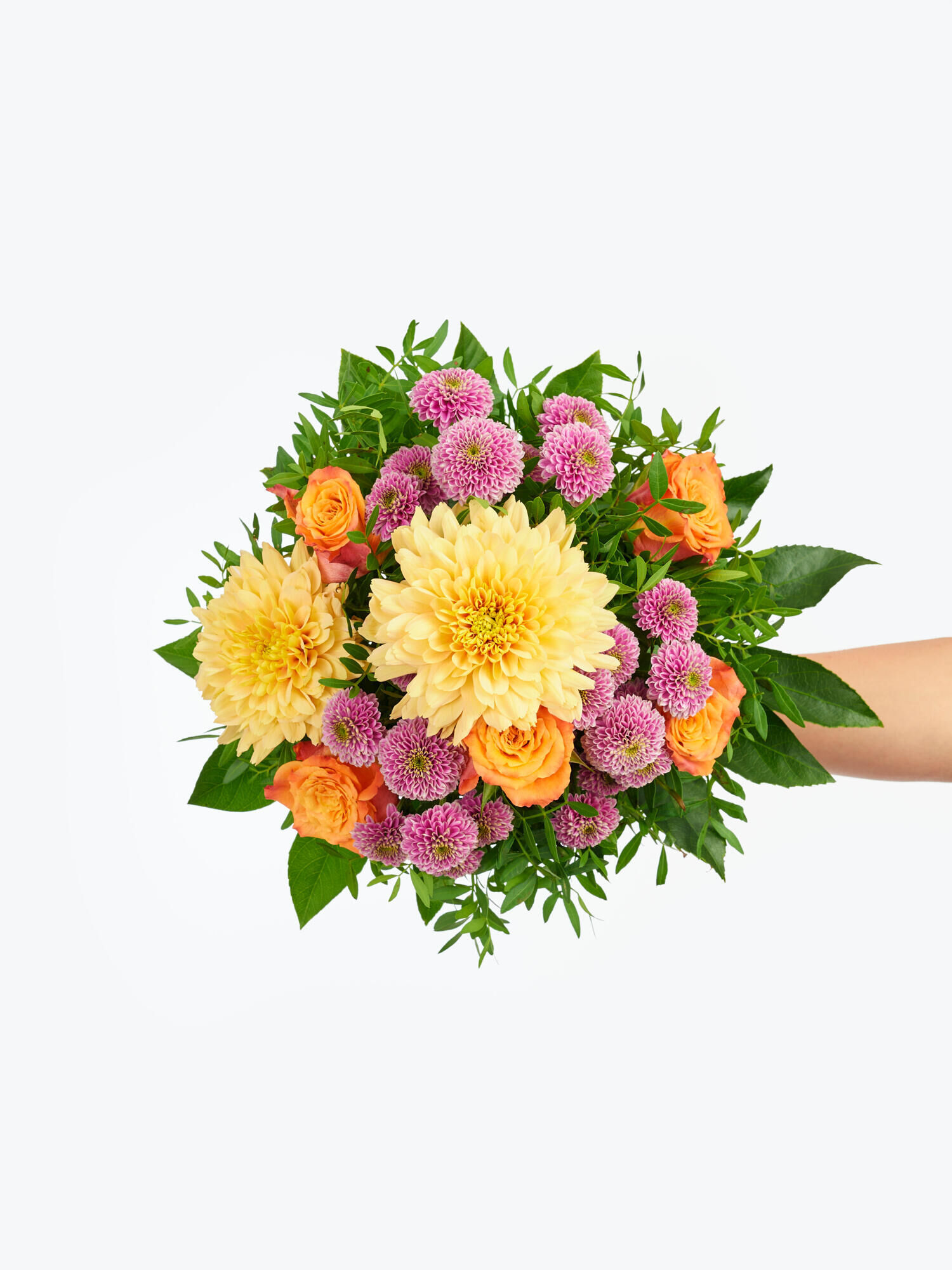 Strauß der Woche - Hauptblüte: Chrysanthemen, Rosen - Hauptfarbe: Apricot, Orange, Rosa