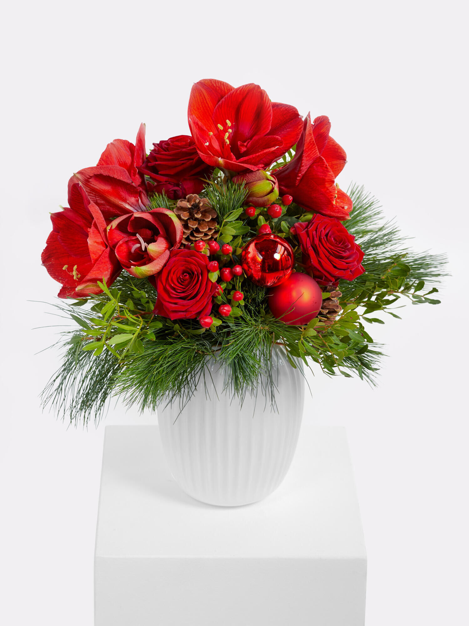 Kaminfeuer - Hauptblüte: Amaryllis, Rosen - Hauptfarbe: Rot