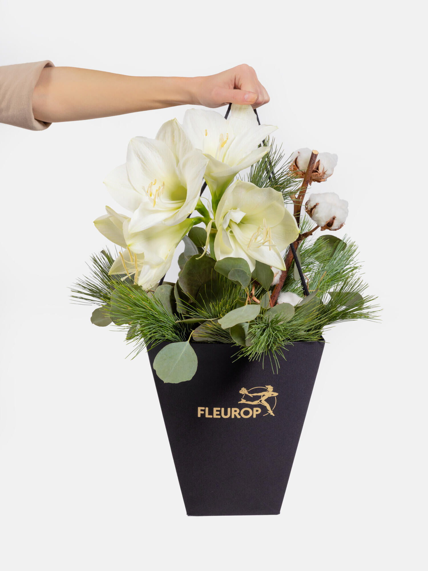 Magic White Magic White - Main Colors: WHITE - Main Flowers: AMARYLLIS