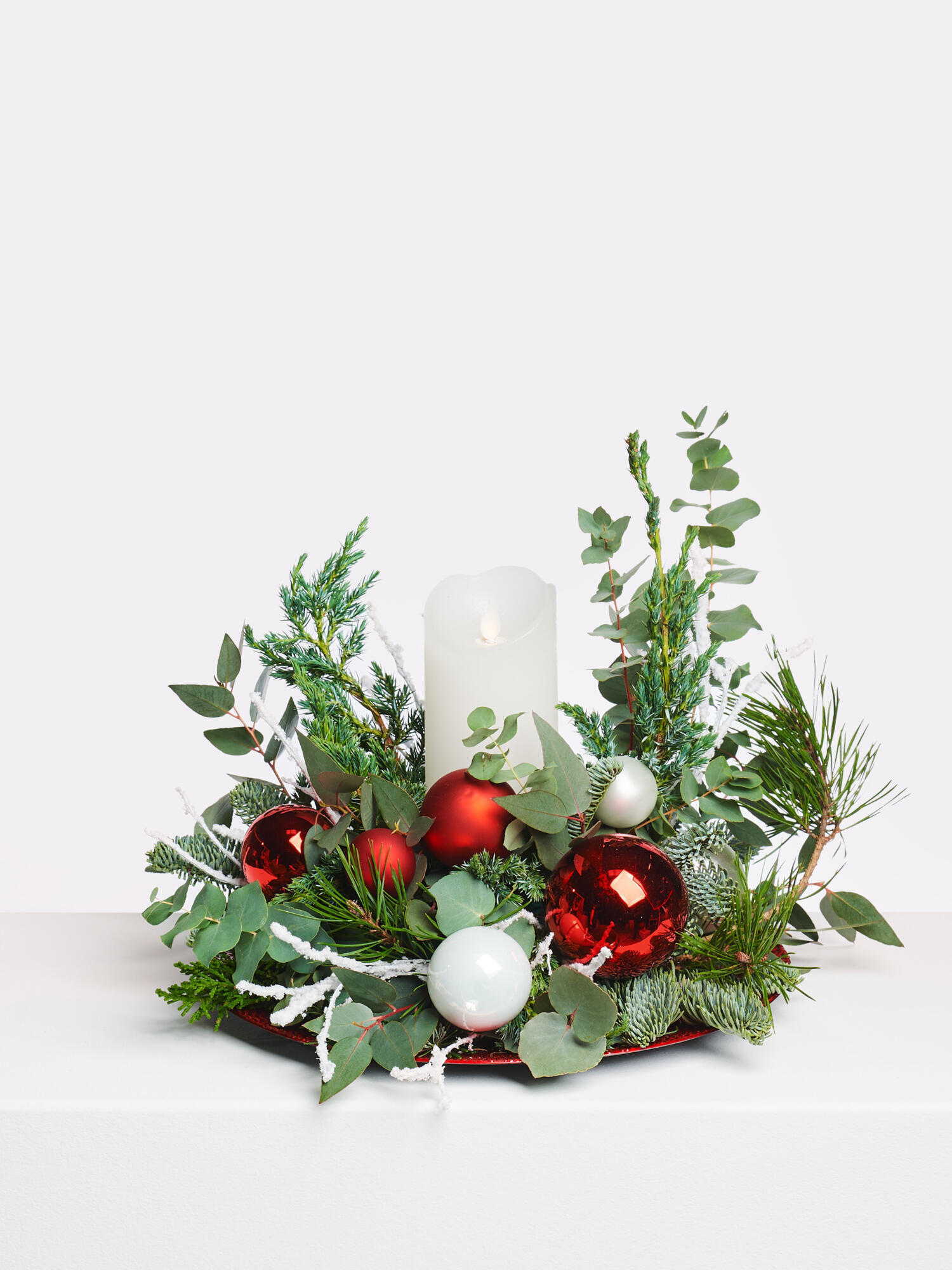 Christmas Glow - Main Colors: RED, WHITE