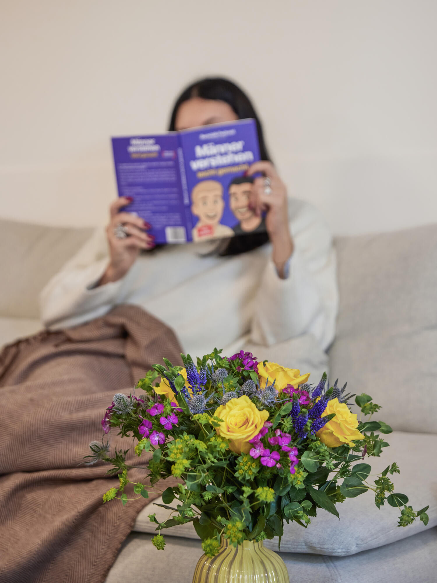 Best Advice by Esad & Joel - Main Colors: VARICOLORED - Main Flowers: CARNATIONS, ROSES, STOCKS