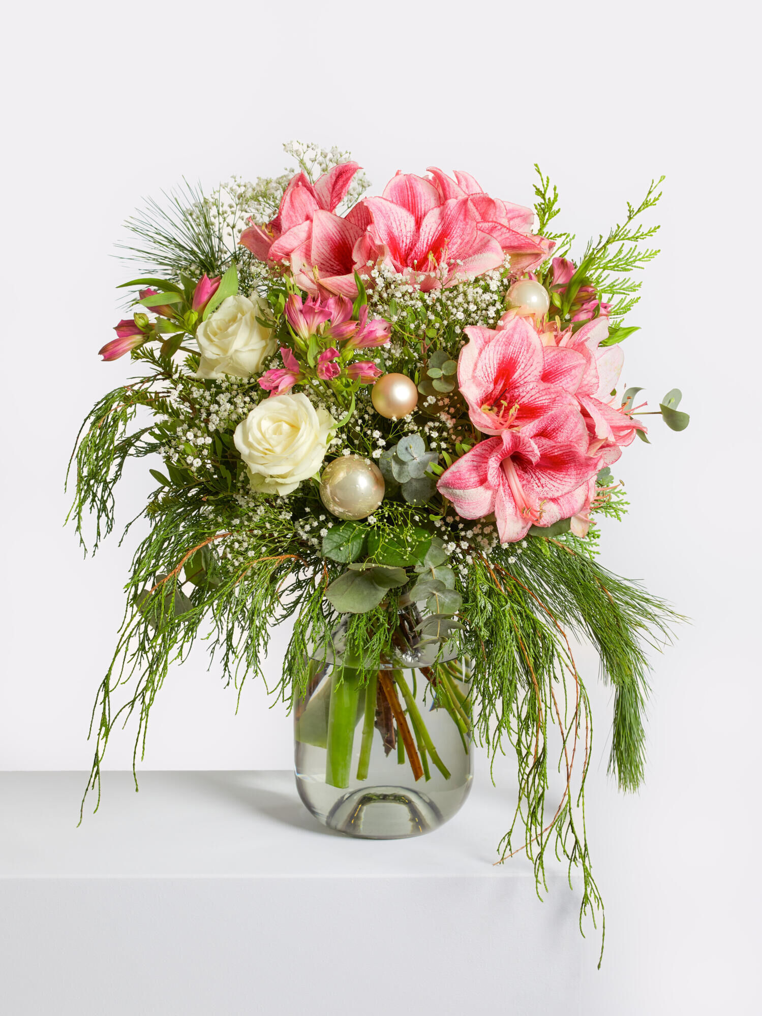 Christkind - Hauptblüte: Alstromerien, Amaryllis, Rosen - Hauptfarbe: Pink, Rosa, Weiß