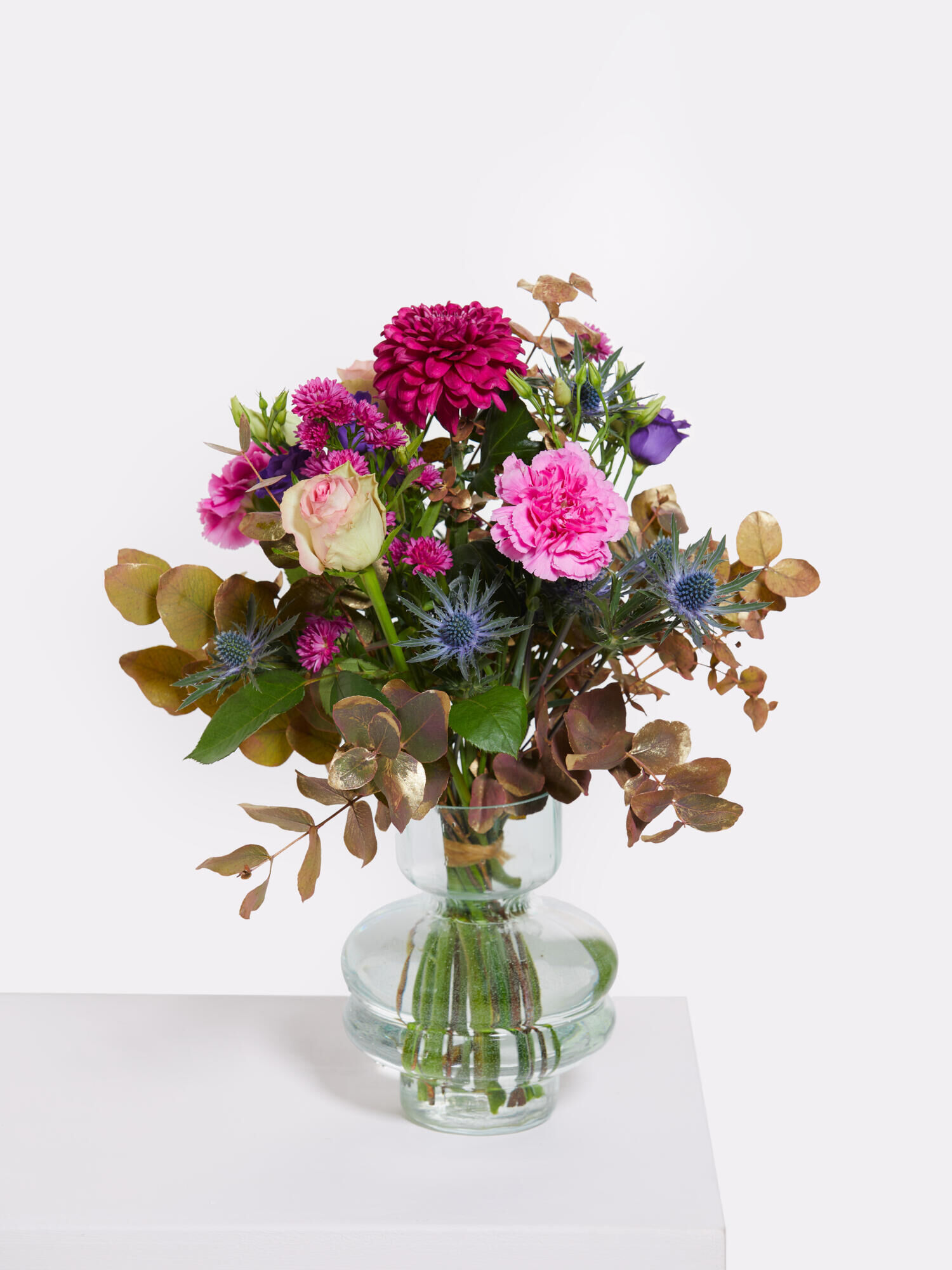 Vivid Violet - Main Colors: BLUE, PINK, PURPLE - Main Flowers: CARNATIONS, CHRYSANTHEMA, EUSTOMA, ROSES