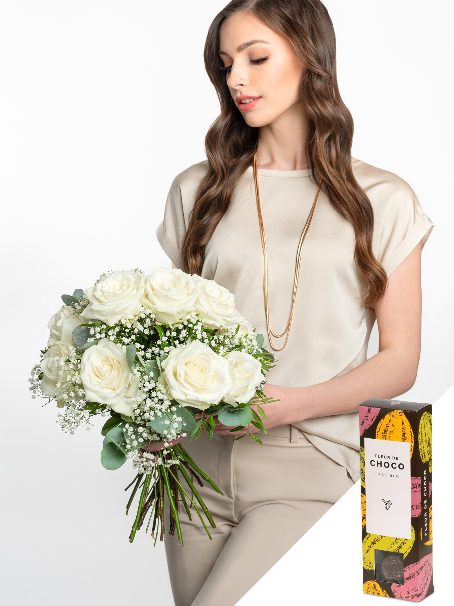 Herzensmensch mit Fleur de Choco - Hauptblüte: Rosen - Hauptfarbe: Weiß
