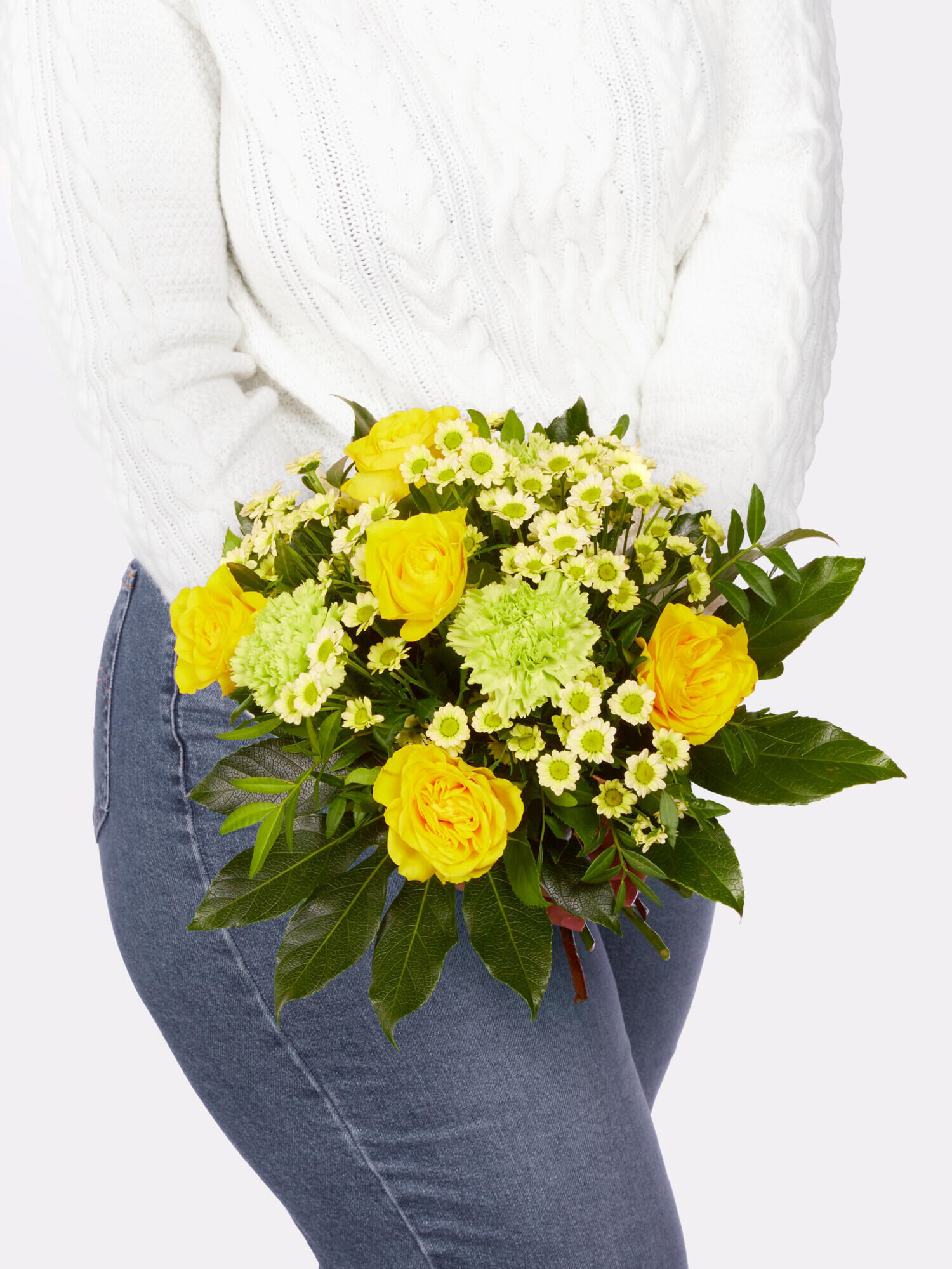 Strauß der Woche - Hauptblüte: Nelken, Rosen - Hauptfarbe: Gelb, Grün