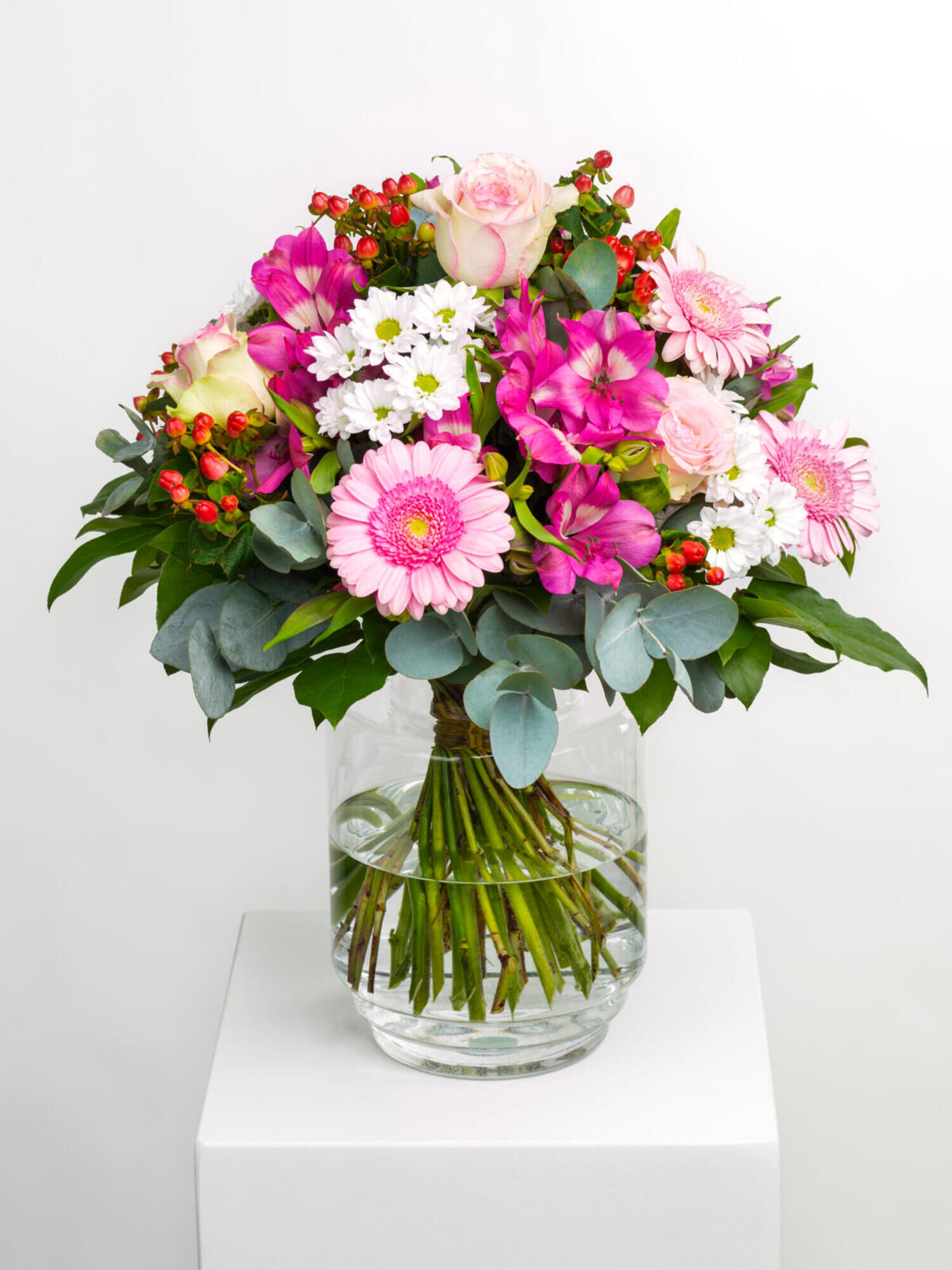 Herzenszauber - Hauptblüte: Alstromerien, Chrysanthemen, Germini, Rosen - Hauptfarbe: Pink, Rosa