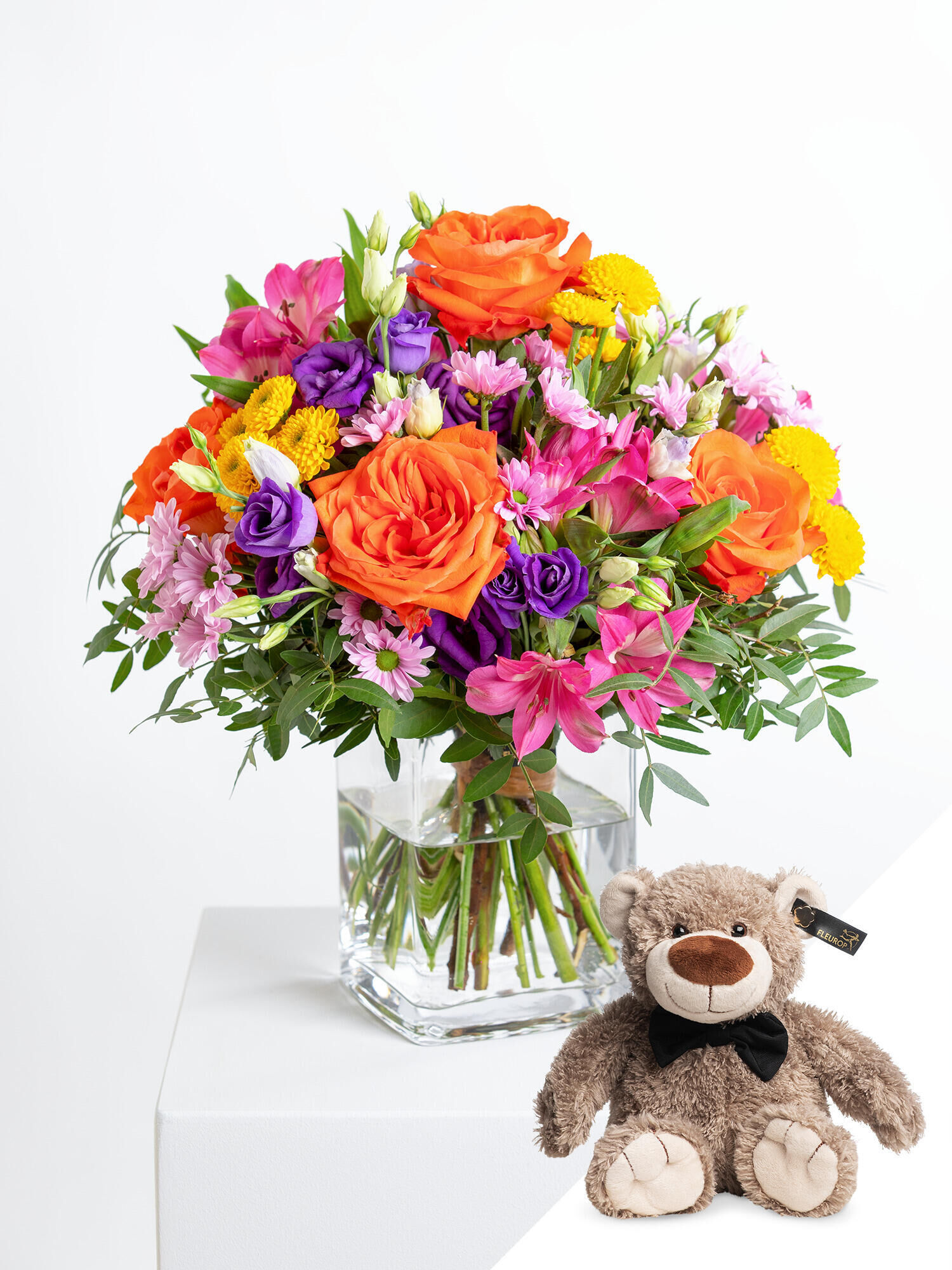 Bunte Geburtstagsfreude mit Teddy  - Hauptblüte: Alstromerien, Rosen - Hauptfarbe: Bunt, Gelb, Orange, Pink, Violett
