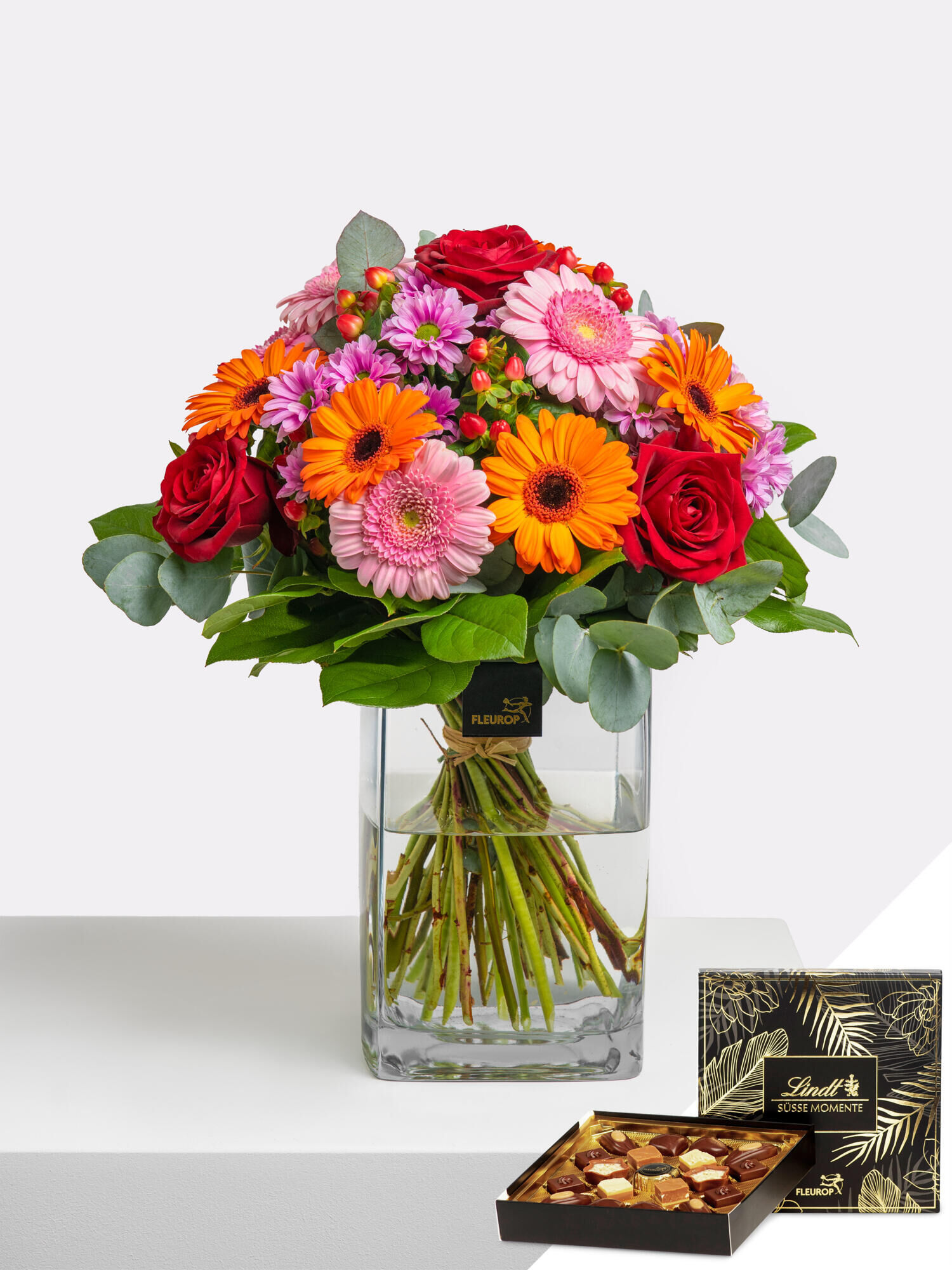 Süße Wertschätzung - Hauptblüte: Chrysanthemen, Germini, Rosen - Hauptfarbe: Orange, Rosa, Rot