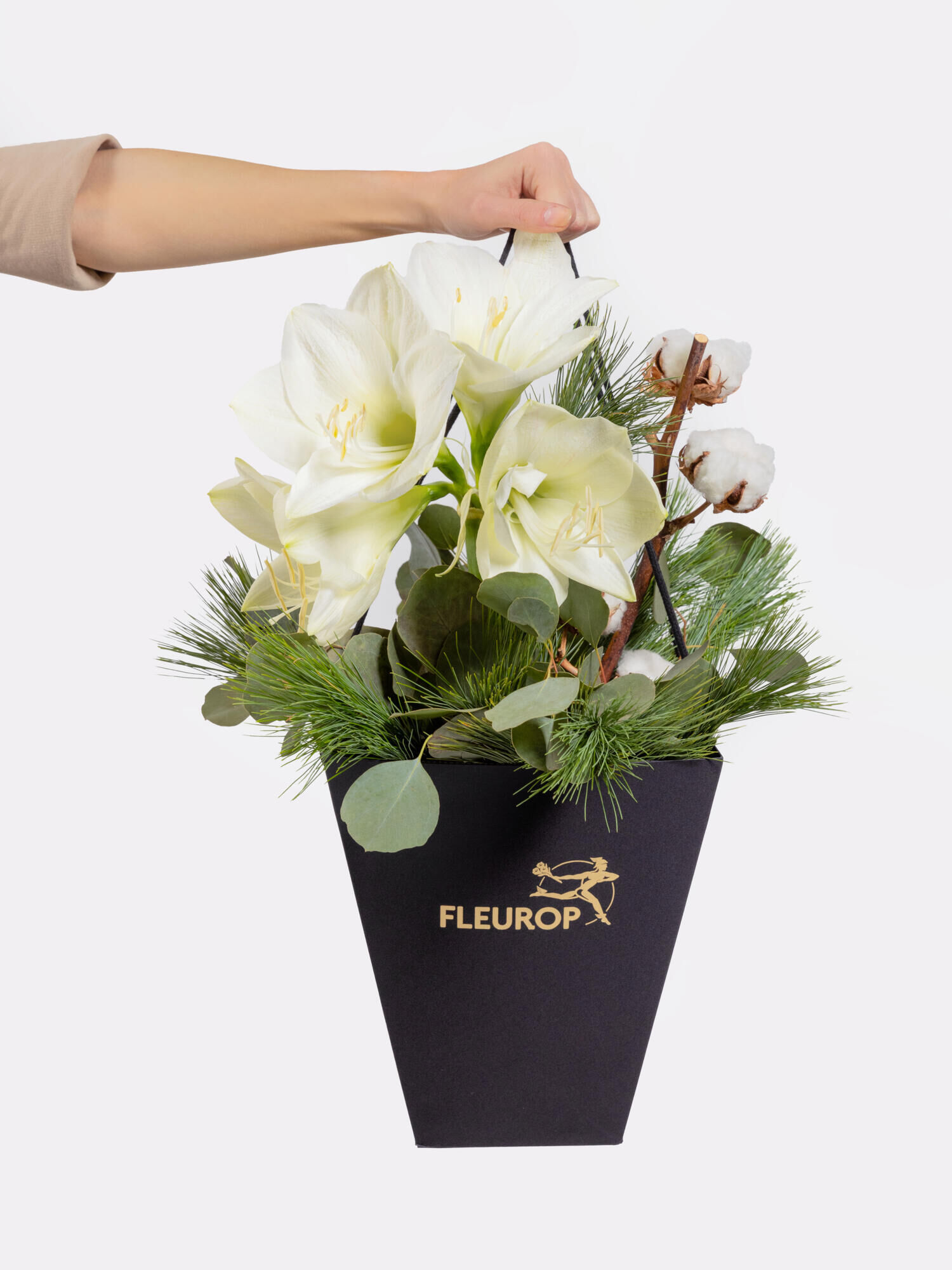 Magic White Magic White - Main Colors: WHITE - Main Flowers: AMARYLLIS