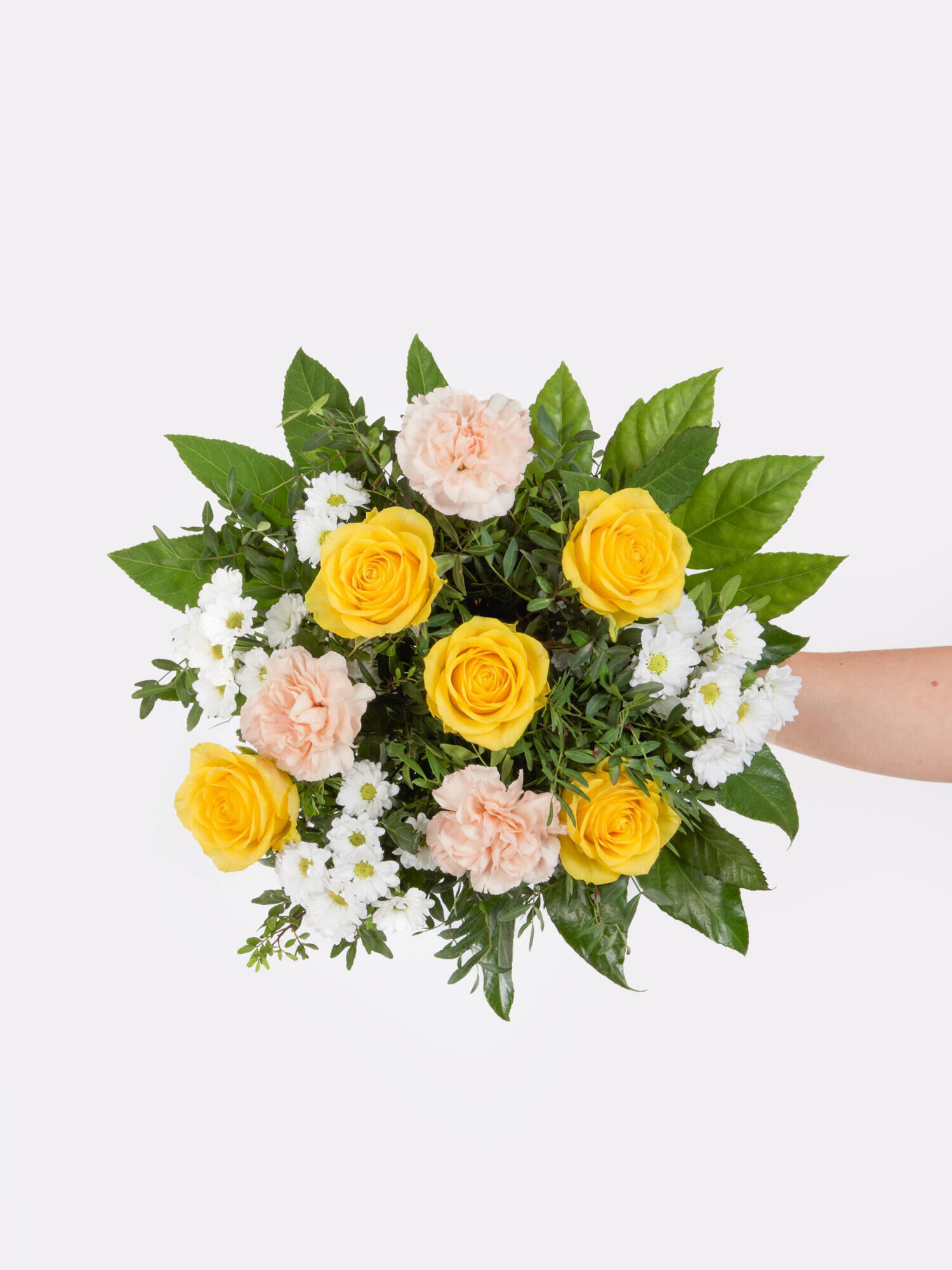 Strauß der Woche - Hauptblüte: Nelken, Rosen - Hauptfarbe: Apricot, Gelb