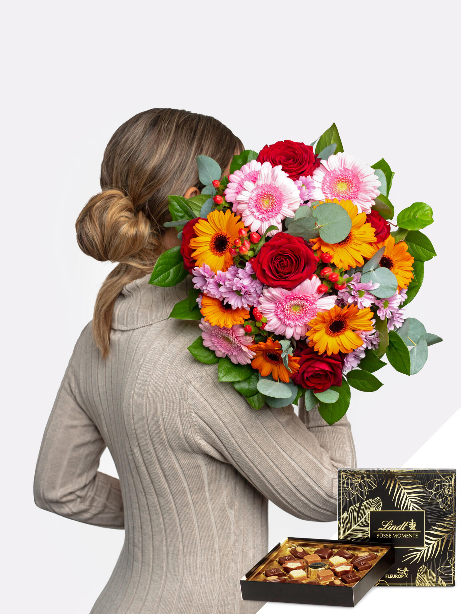 Süße Wertschätzung - Hauptblüte: Chrysanthemen, Germini, Rosen - Hauptfarbe: Orange, Rosa, Rot