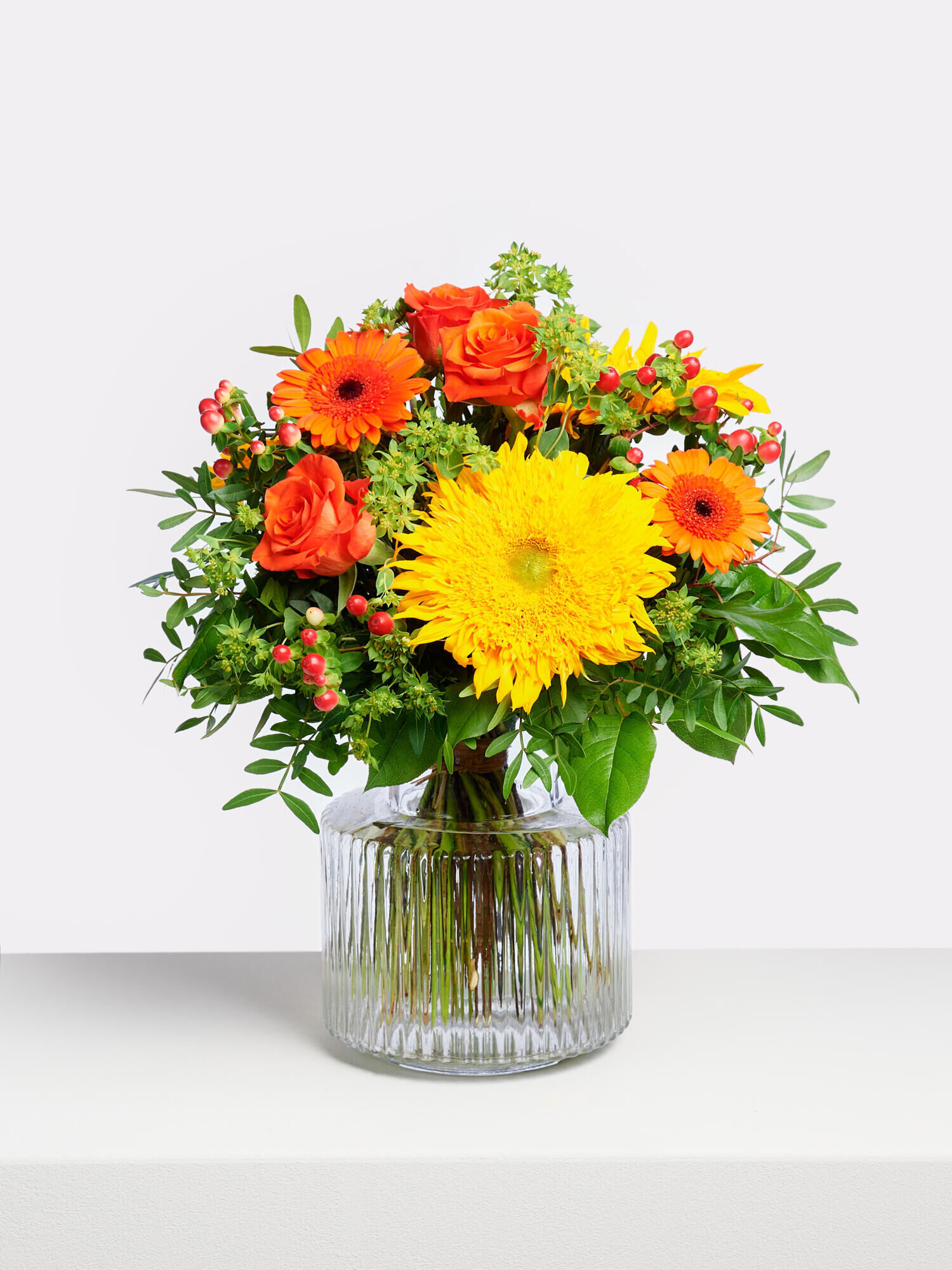Velvet Sunset - Main Colors: ORANGE, RED, YELLOW - Main Flowers: GERBERA, ROSES, SUNFLOWERS
