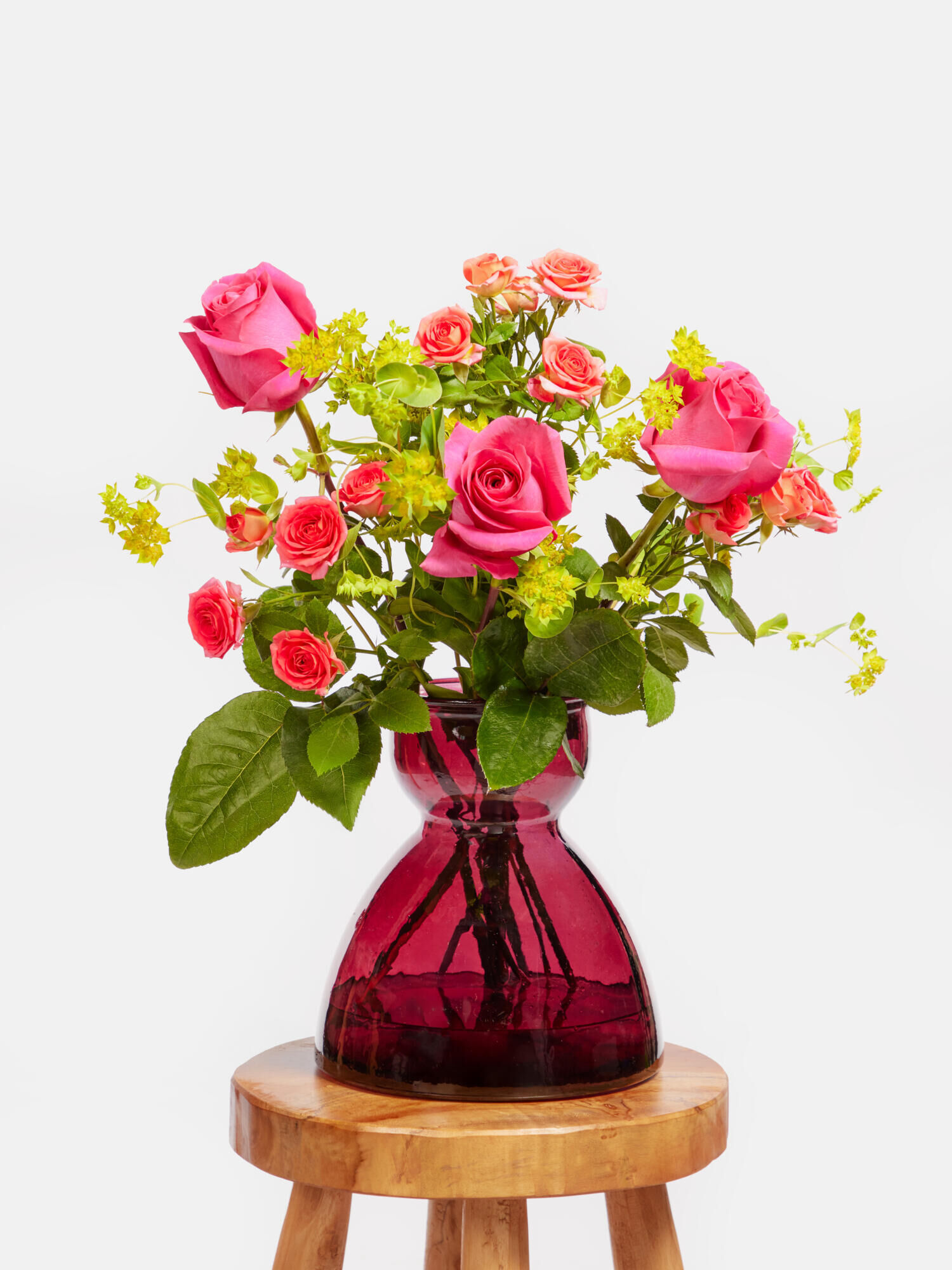Purple Pear mit Vase - Hauptblüte: Rosen - Hauptfarbe: Grün, Pink