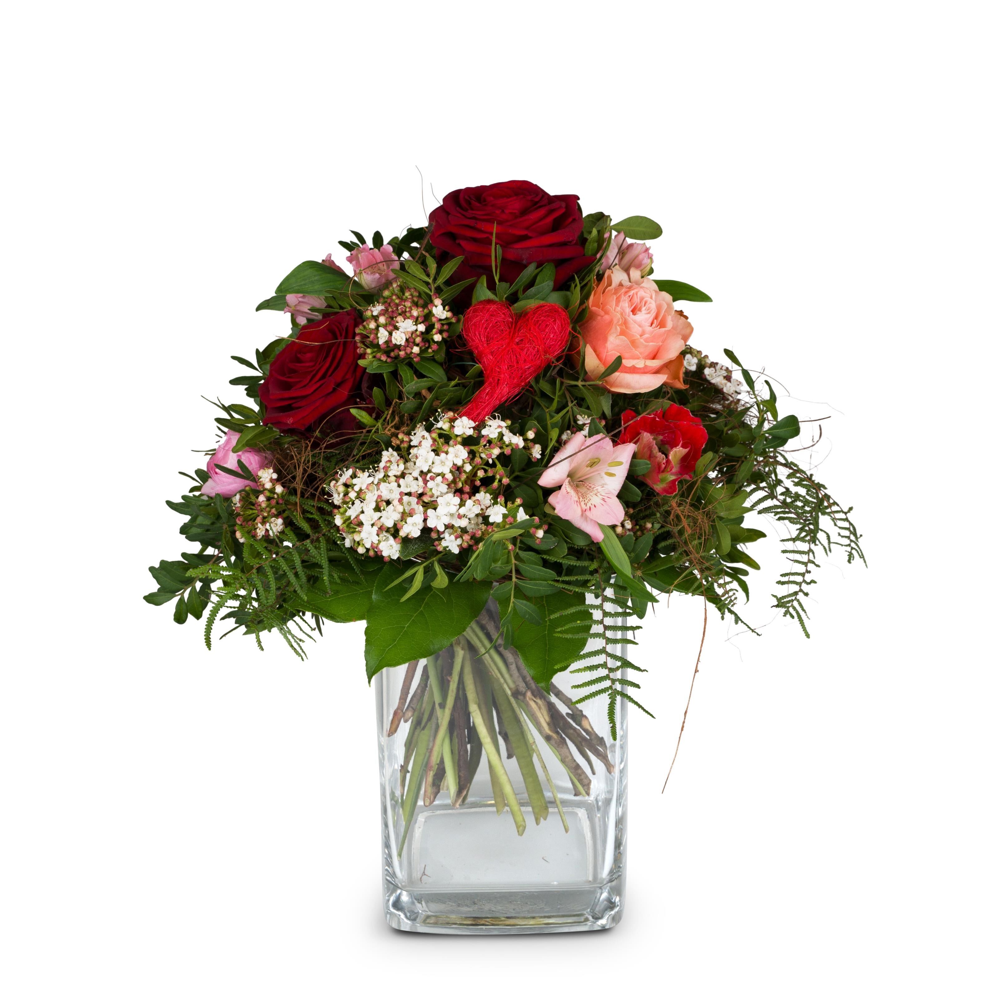 Flower Bouquet Valentine's Day with red roses