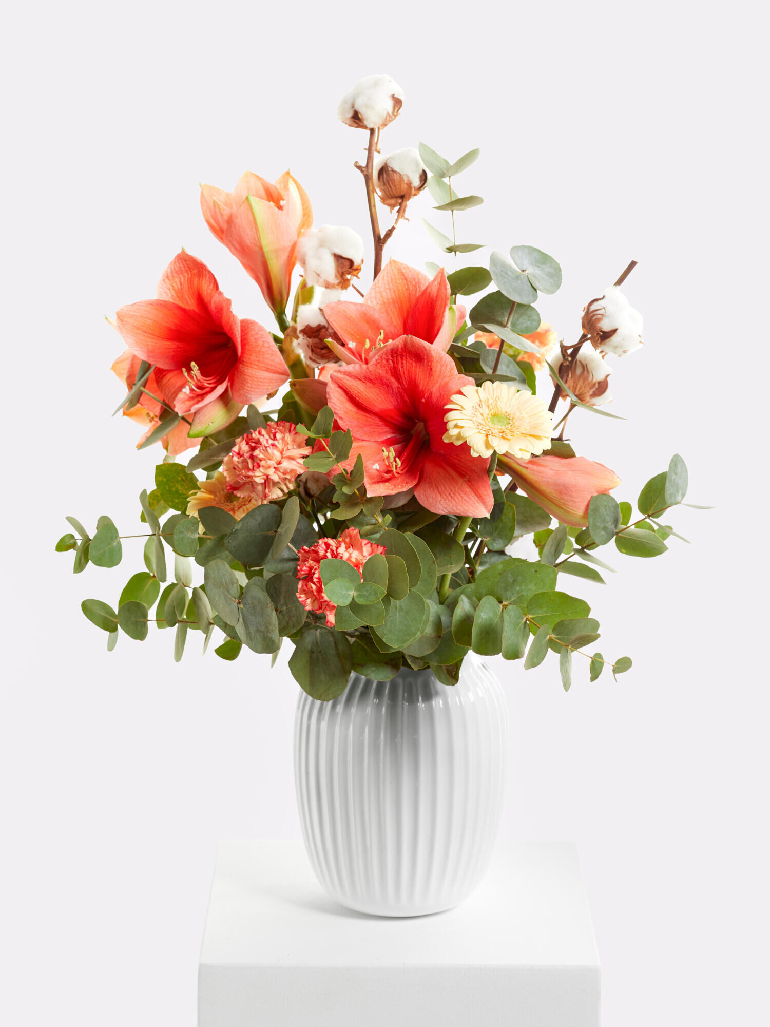 Zimt und Zauber Zimt und Zauber - Hauptblüte: Amaryllis, Germini, Nelken - Hauptfarbe: Apricot