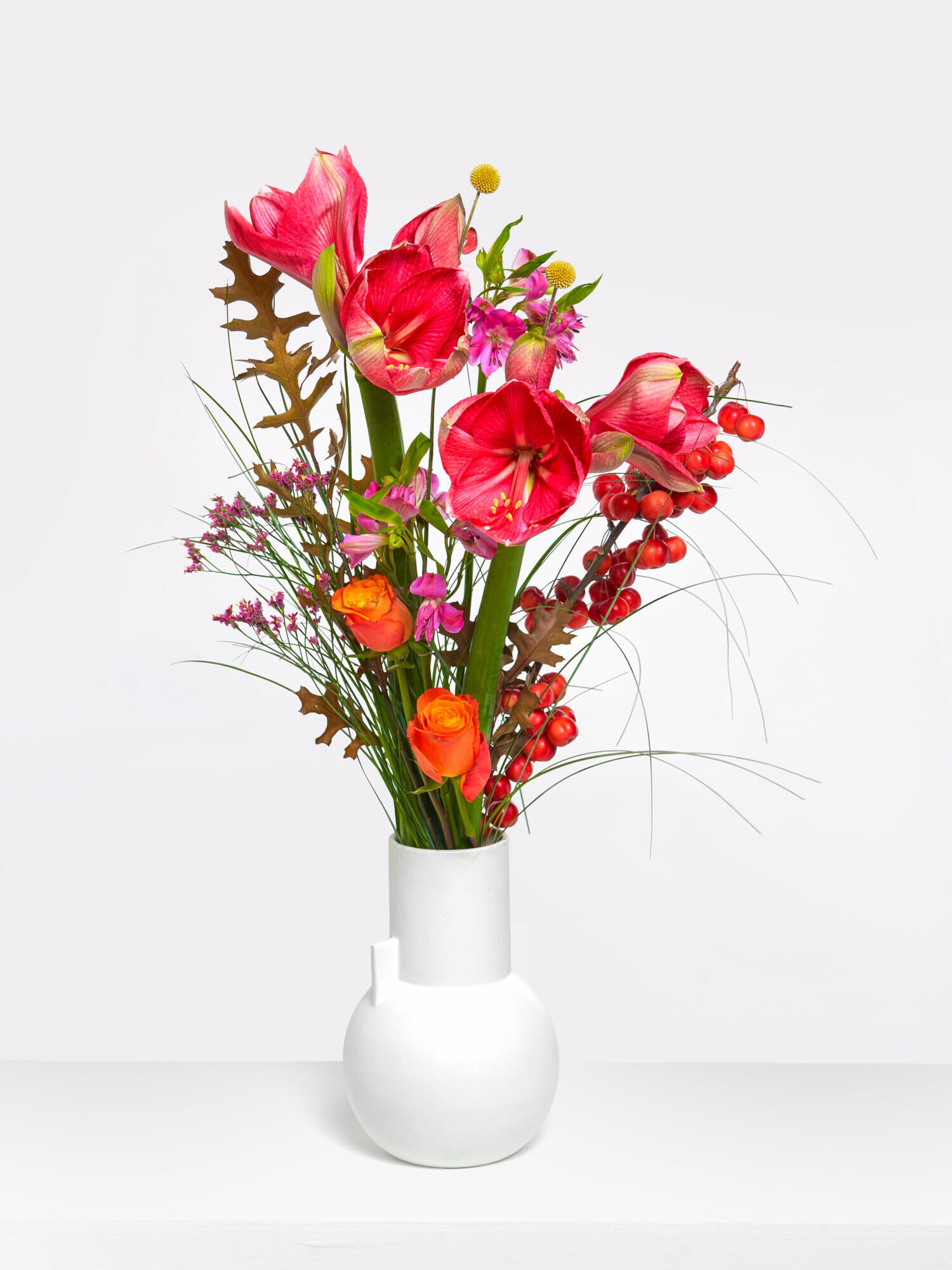 Ruby Star - Hauptblüte: Alstromerien, Amaryllis, Rosen - Hauptfarbe: Orange, Pink, Rot
