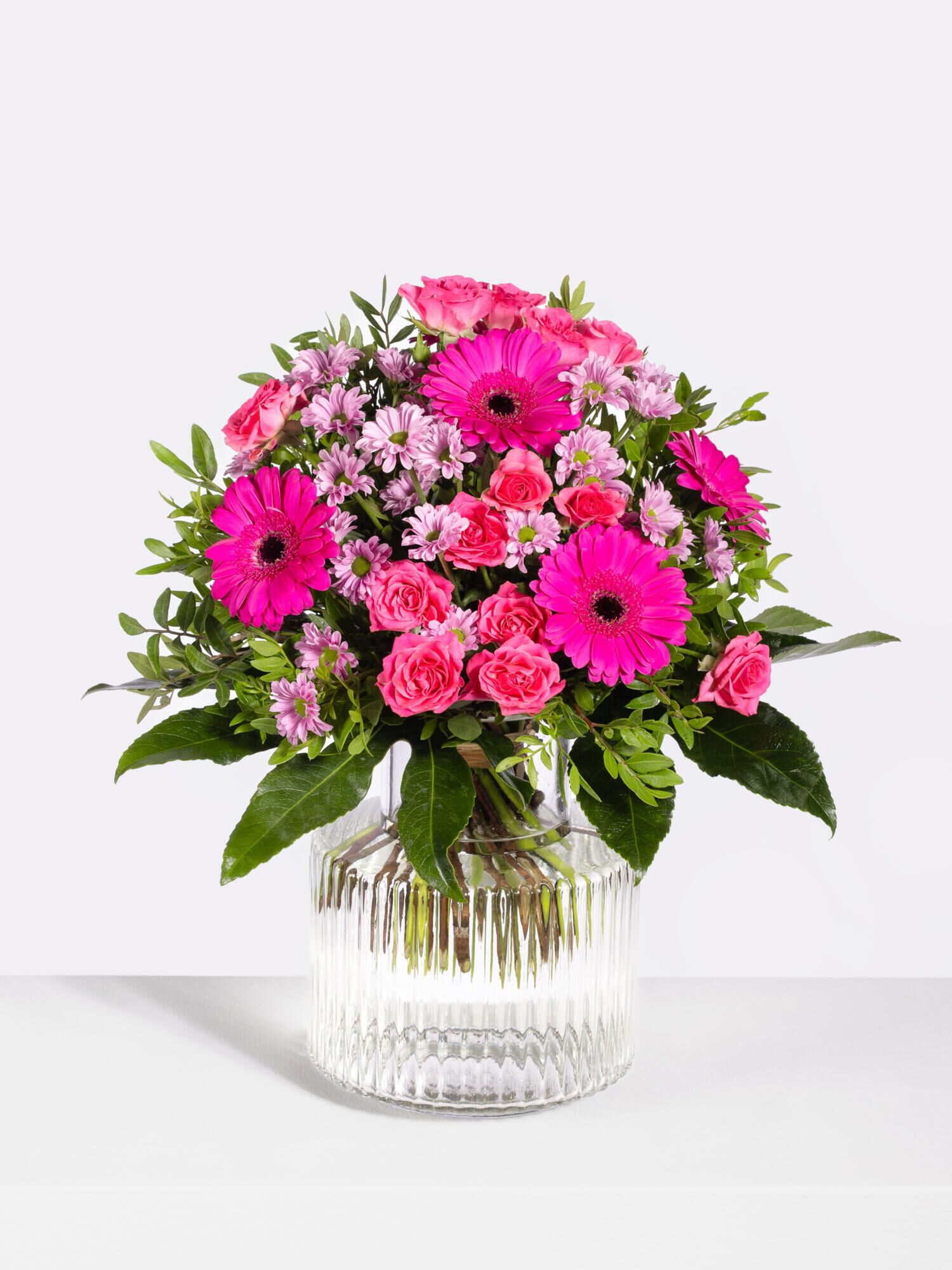 Strauß der Woche - Hauptblüte: Chrysanthemen, Germini, Rosen - Hauptfarbe: Pink, Rosa