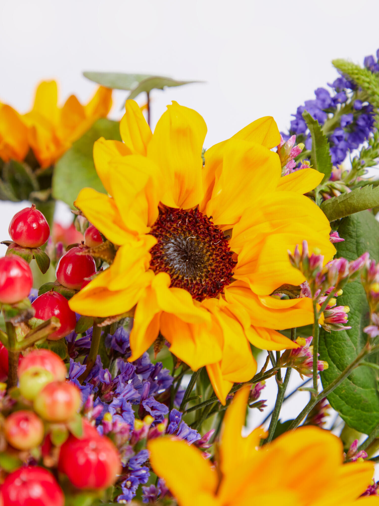 Good Day, Sunshine - Main Colors: YELLOW - Main Flowers: SUNFLOWERS