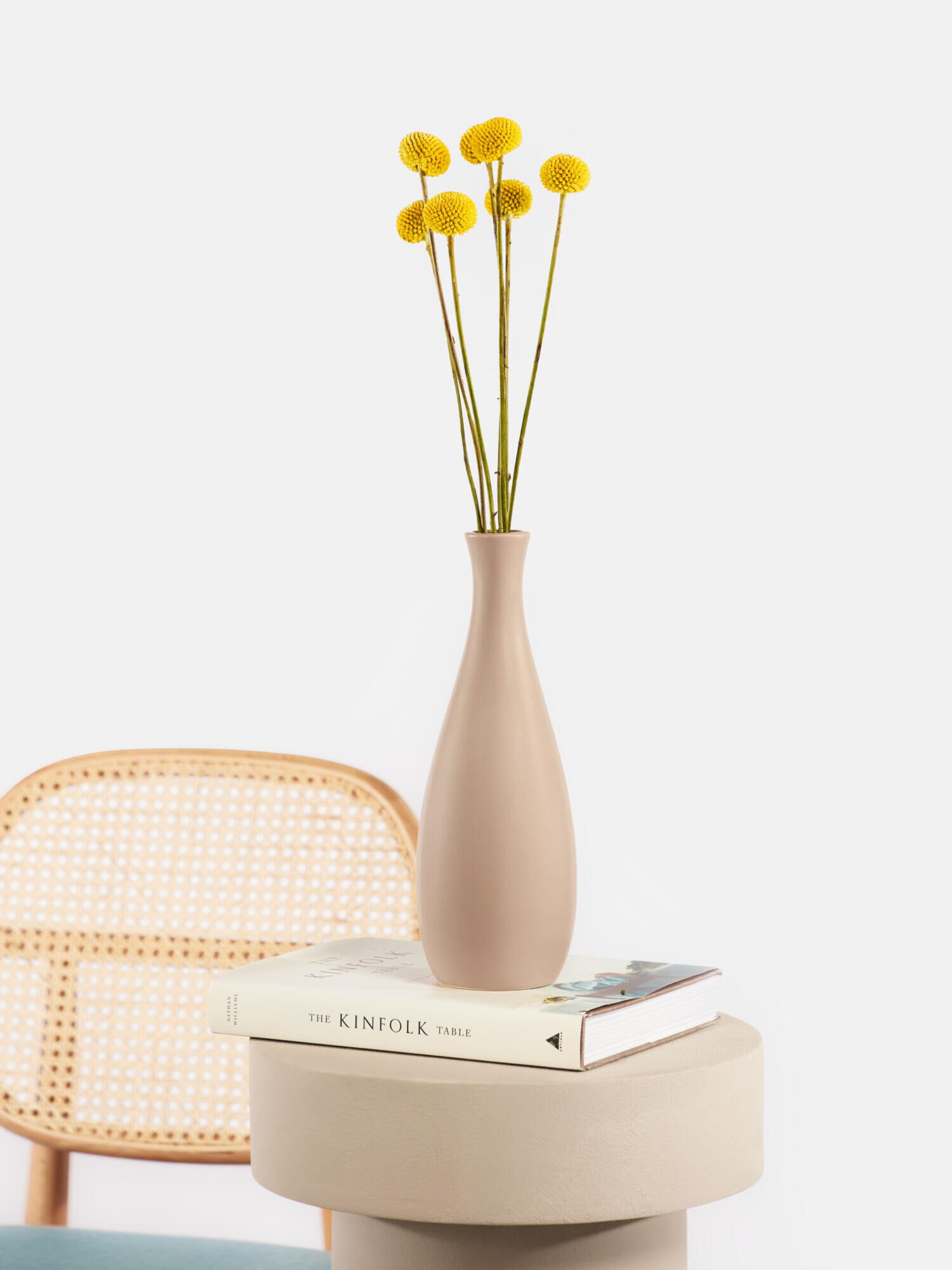 Desert Pompoms with Vase - Main Colors: YELLOW