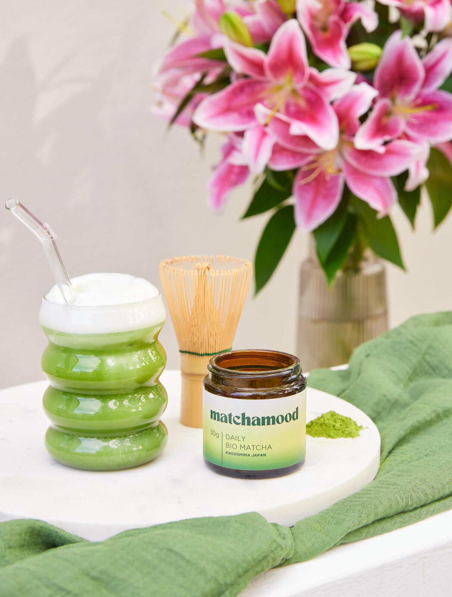 Perfect Matcha Break - Main Colors: ROSE - Main Flowers: LILIES