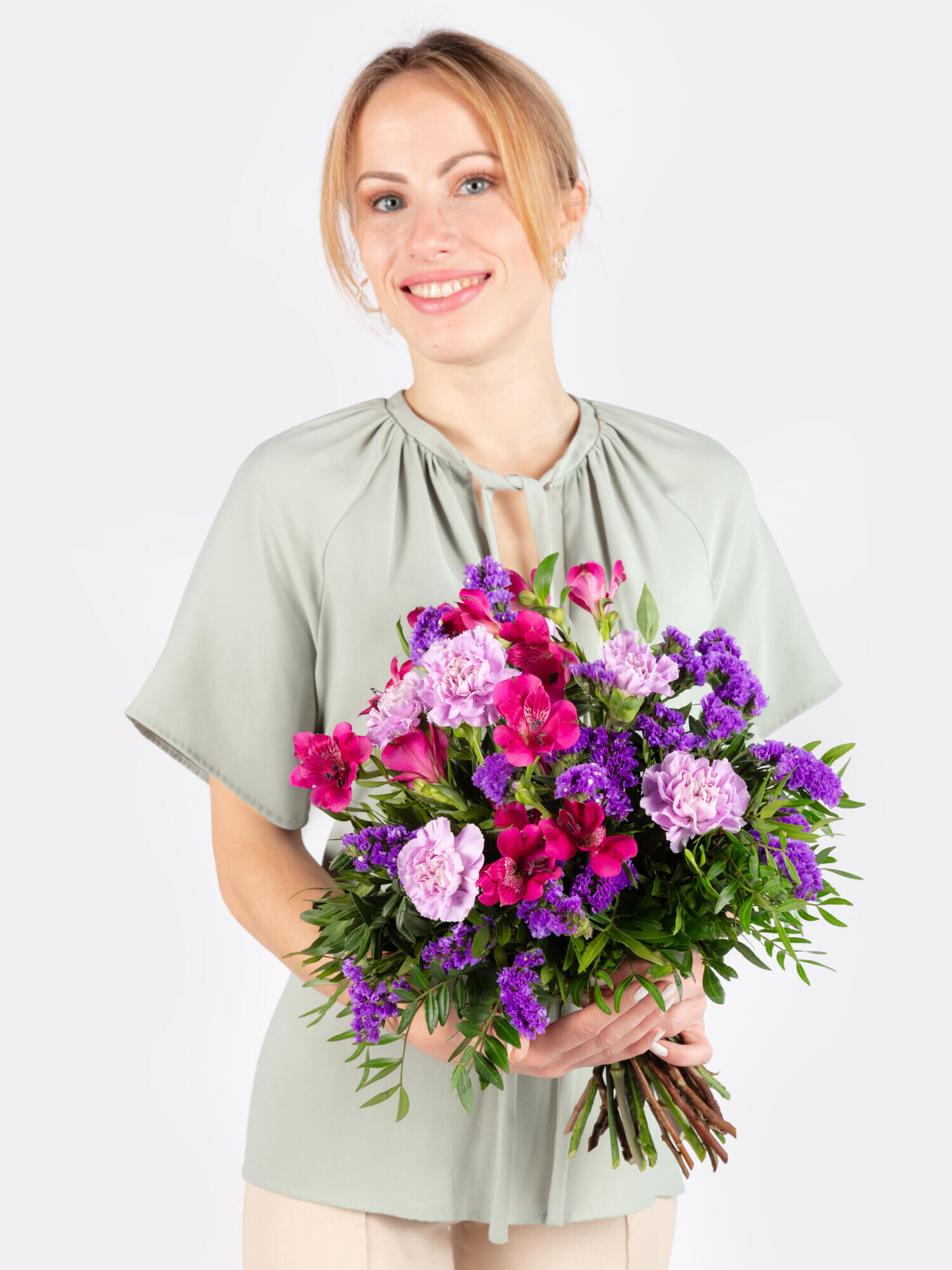 Strauß der Woche - Hauptblüte: Alstromerien, Nelken - Hauptfarbe: Pink, Violett