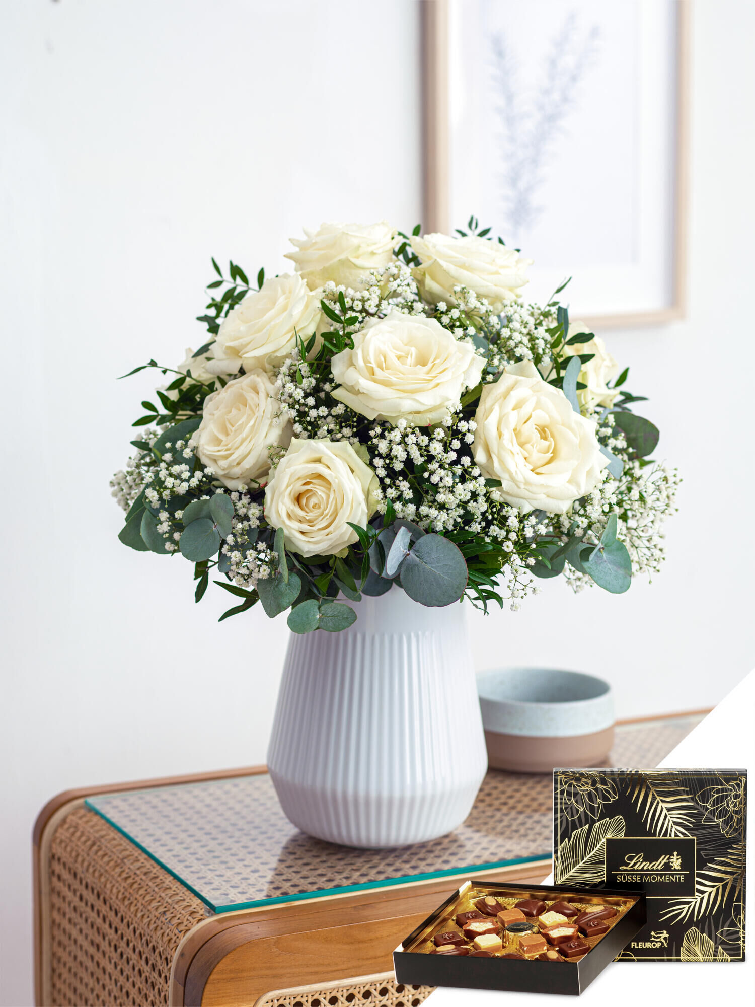 Chocolate Dream - Main Colors: WHITE - Main Flowers: ROSES