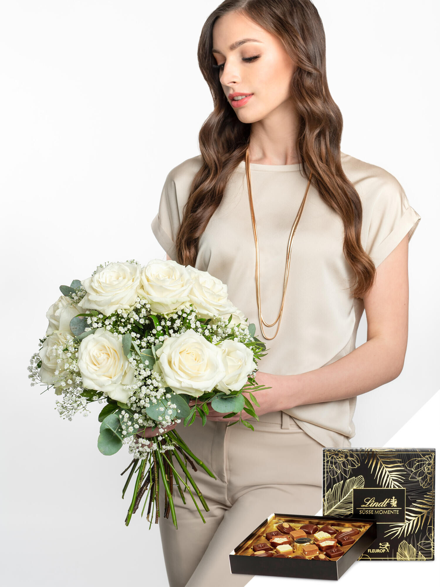 Chocolate Dream - Main Colors: WHITE - Main Flowers: ROSES