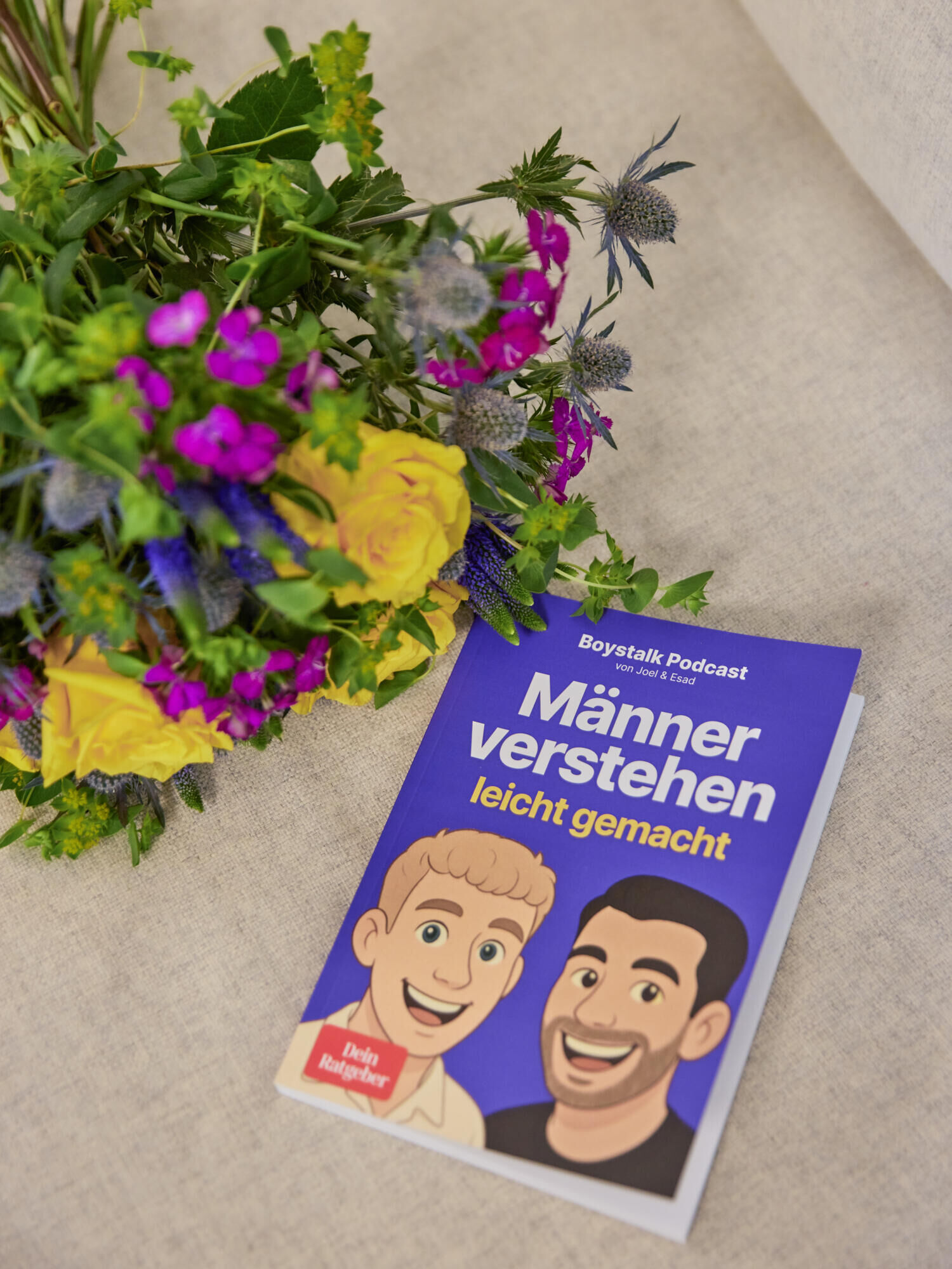 Best Advice by Esad & Joel - Main Colors: VARICOLORED - Main Flowers: CARNATIONS, ROSES, STOCKS