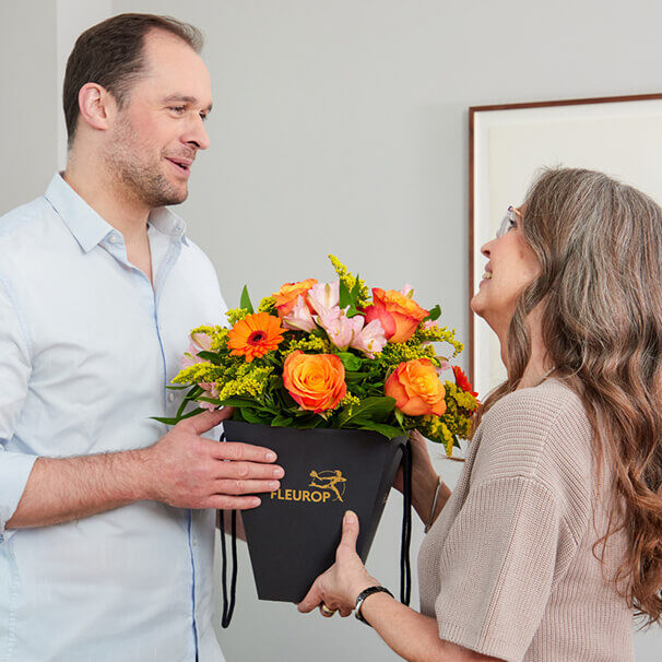 Bunter Blumenstrauß als Geschenk zum 70. Geburtstag