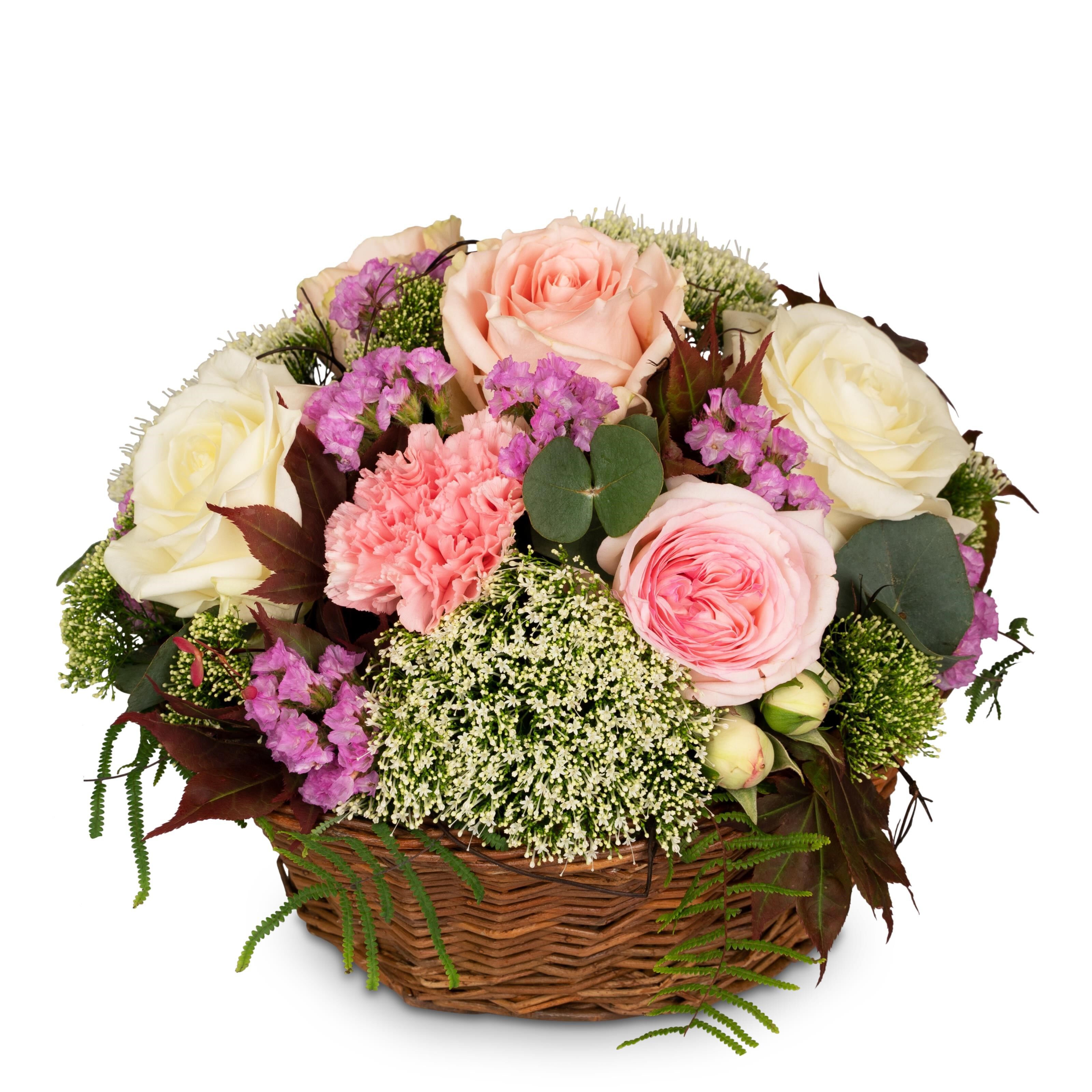 Flower arrangement A Basket full of Poetry with Roses