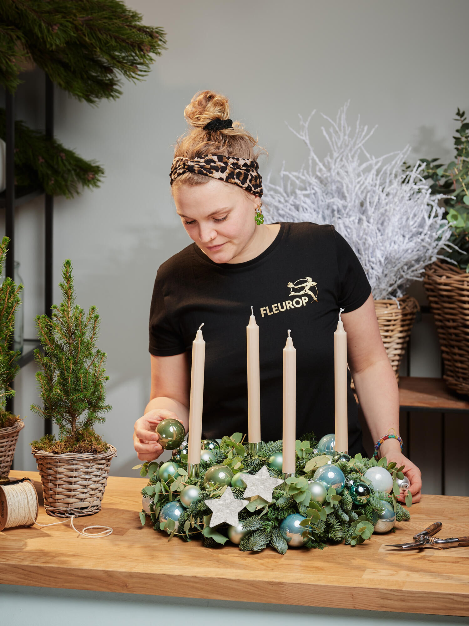 Wintertannenwald - Hauptfarbe: Weiß